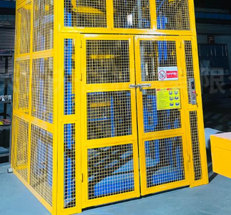 普兰货梯可以安装在室外吗